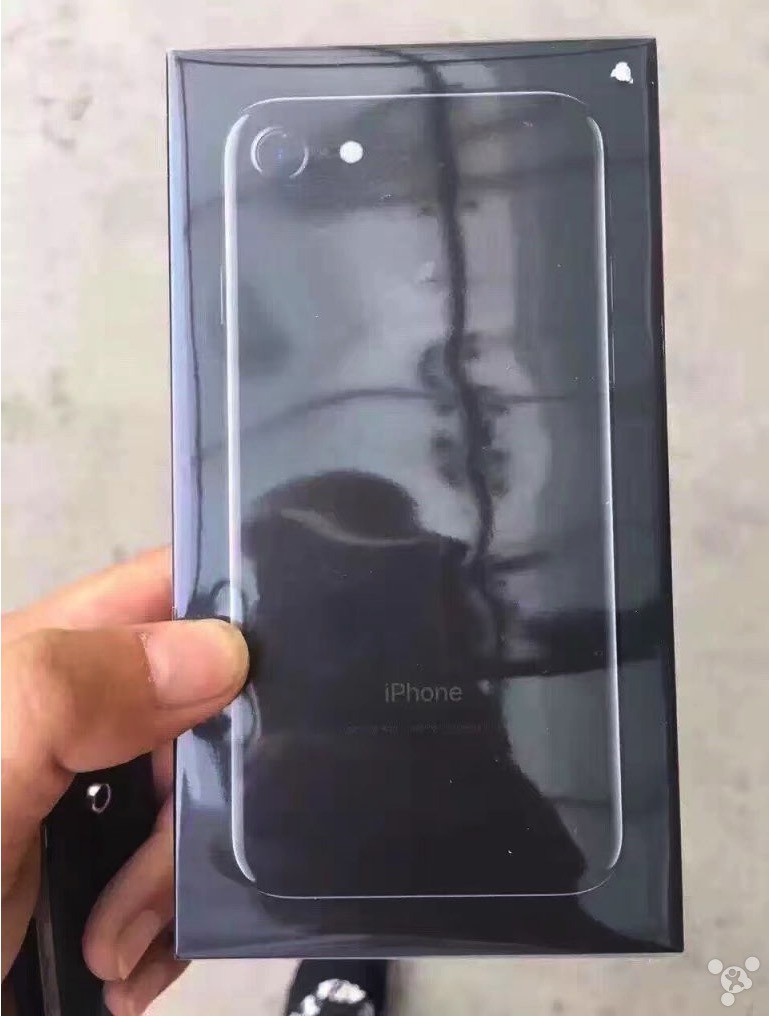iphone7jetblack1